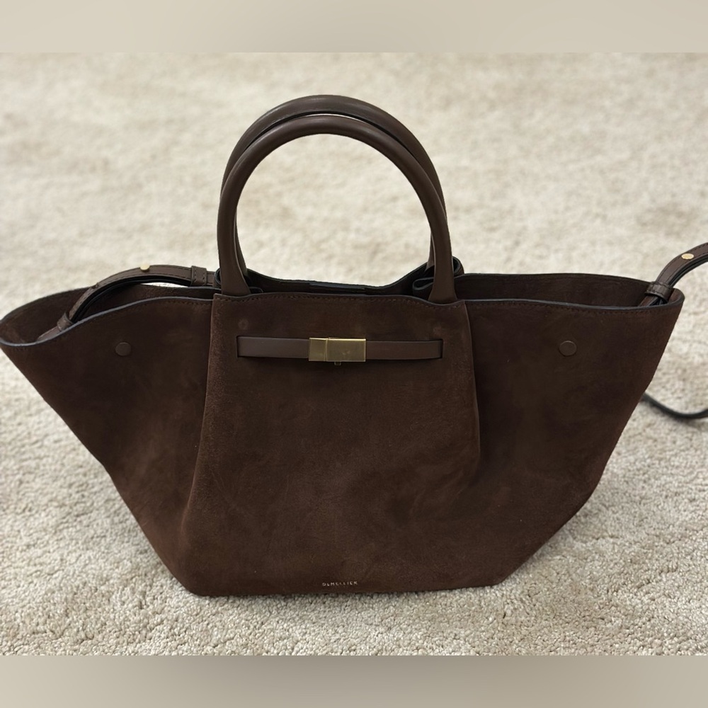 Like Brand new Demellier Mocha Suede & Mocha Smooth “The Midi New York”.